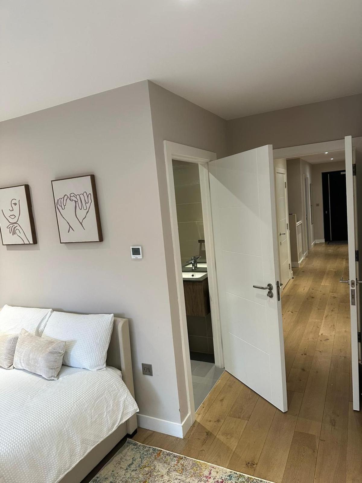 Richardson Deluxe Apartments - 3 Bed Λονδίνο Εξωτερικό φωτογραφία